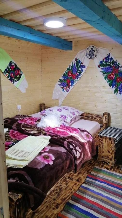 Complex Traditional Casuta Bunicilor-Breb Екстериор снимка