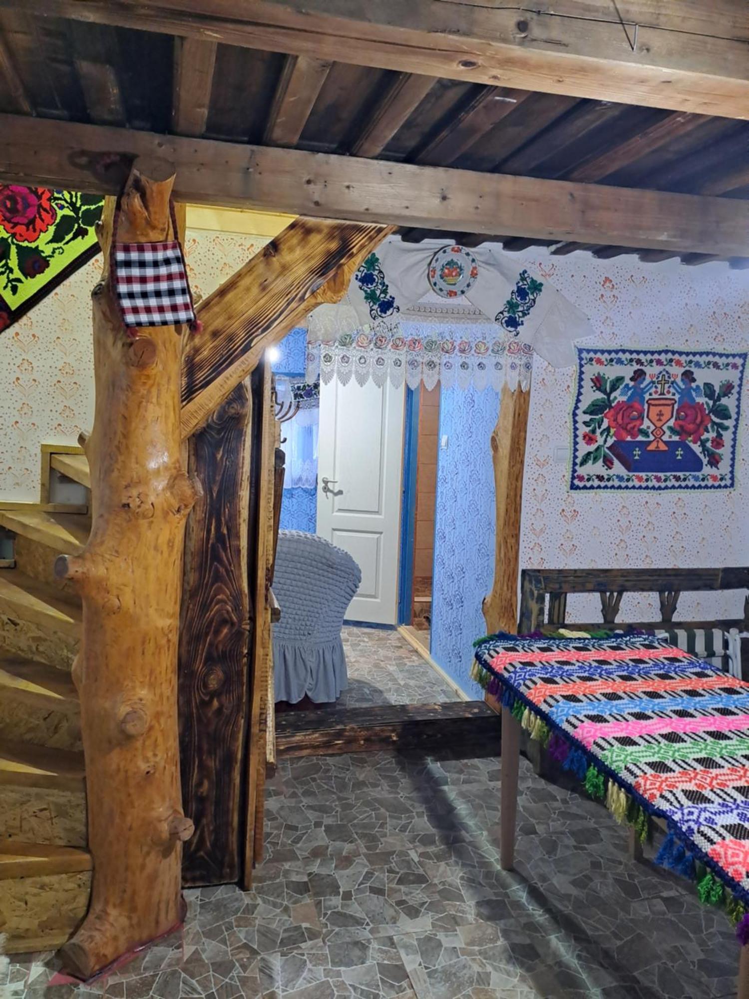 Complex Traditional Casuta Bunicilor-Breb Екстериор снимка