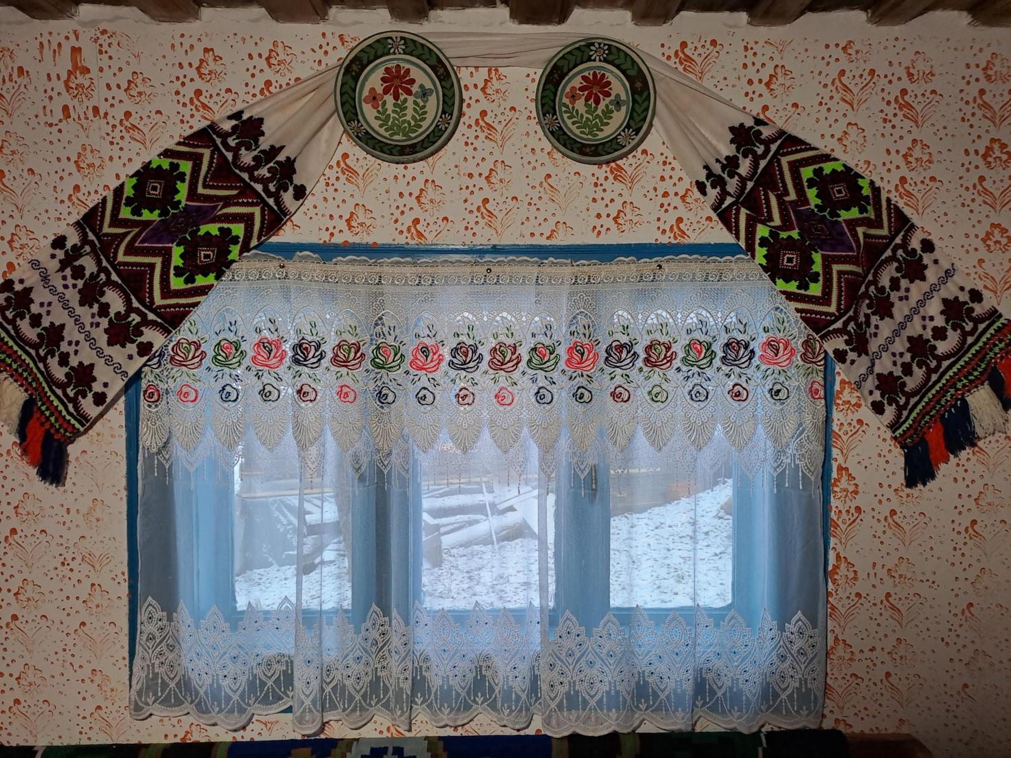 Complex Traditional Casuta Bunicilor-Breb Екстериор снимка